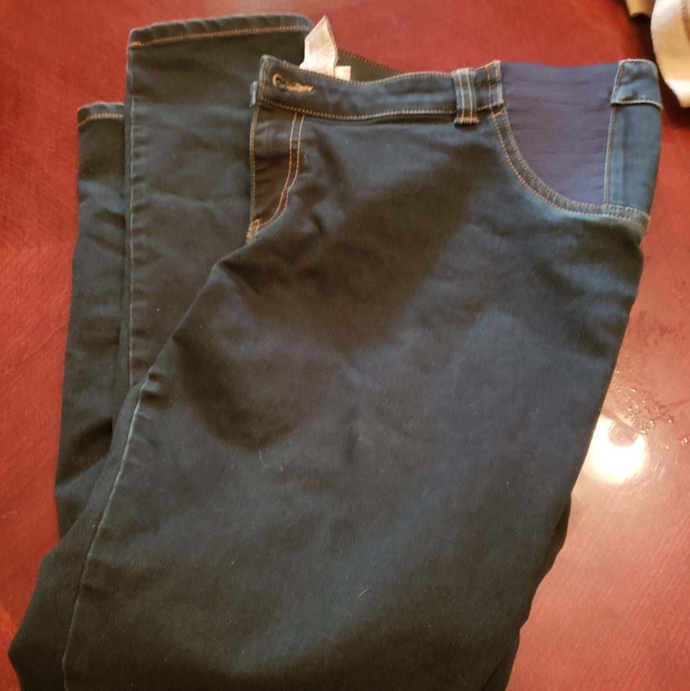 Liz Lange Skinny maternity jeans